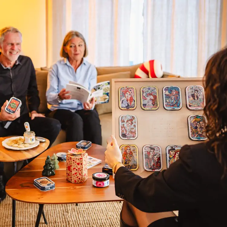 Découvrez notre coffret des artistes en édition limitée