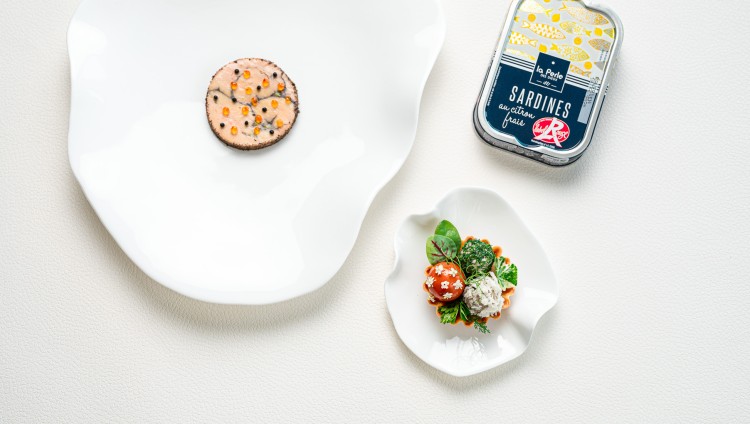 Terrine de Foie Gras marbrée, rillettes de sardines à la criste marine et blinis aux herbes fraîches par le chef Benjamin Patissier