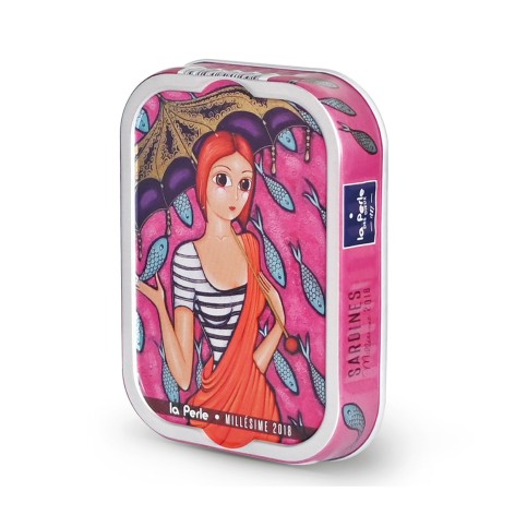 Sardines Millésimées 2018 Coralie Joulin « Lulu en sari indien » Sardines Millésimées 2018 Coralie Joulin « Lulu en sari indien »