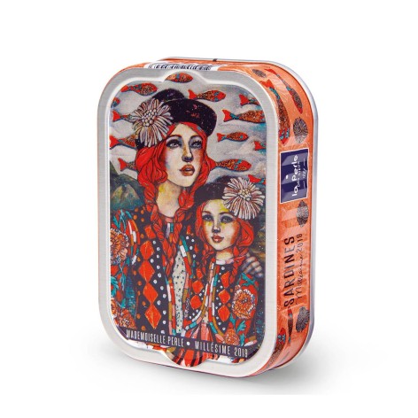 Sardines Millésimées 2019 Delphine Cossais « Mlle Perle et Capucine au Pérou » Sardines Millésimées 2019 Delphine Cossais « Mlle Perle et Capucine au Pérou »